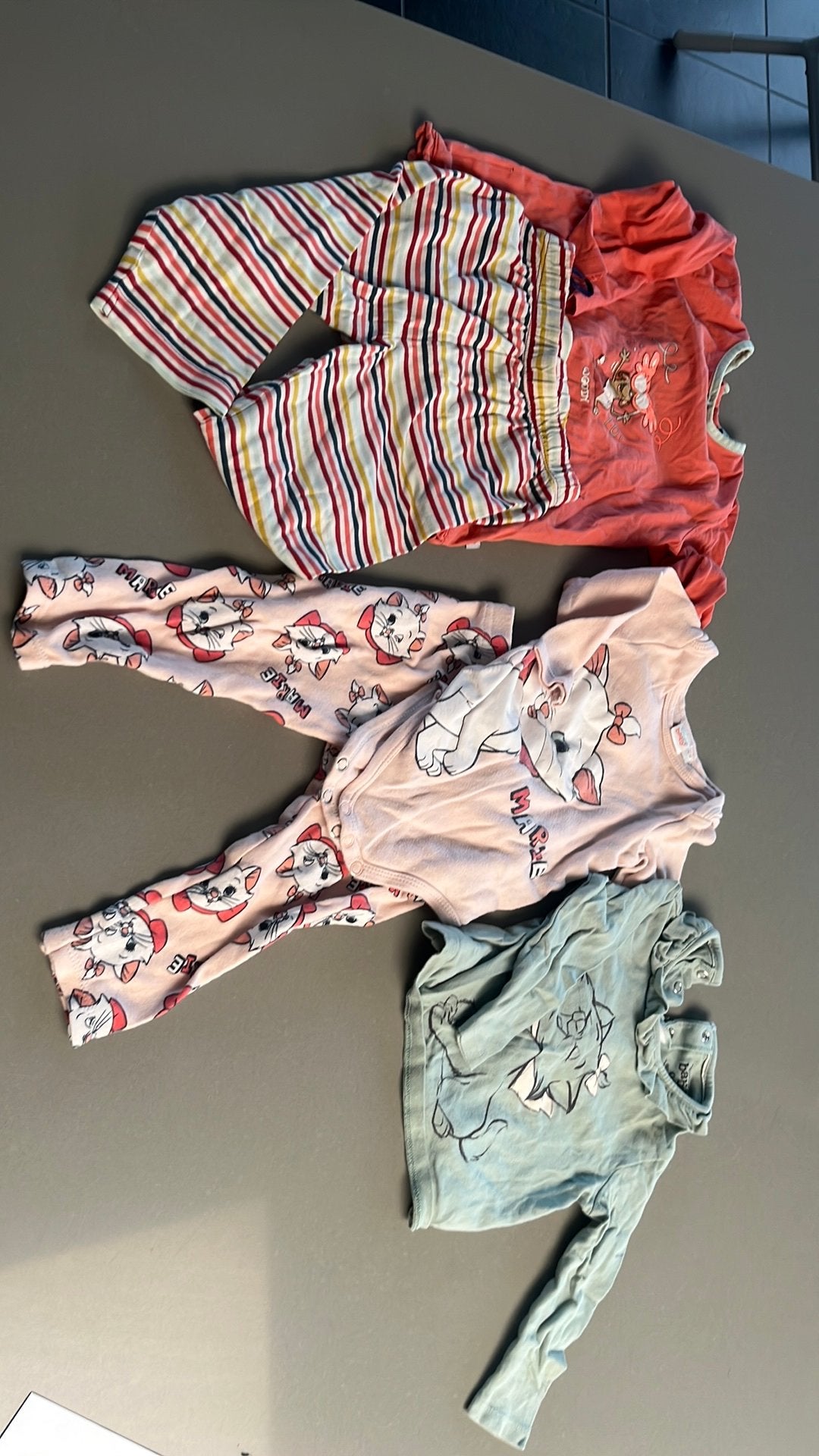 Pyjama 80, Ophalen, Zo goed als nieuw