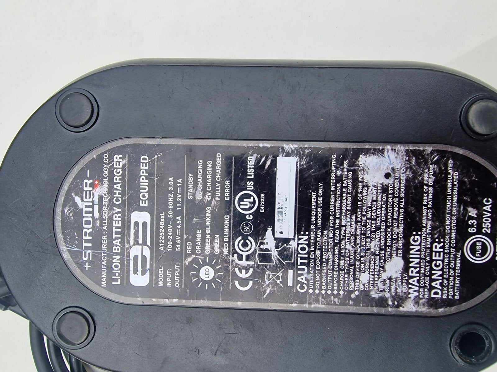 stromer oplader, Enlèvement