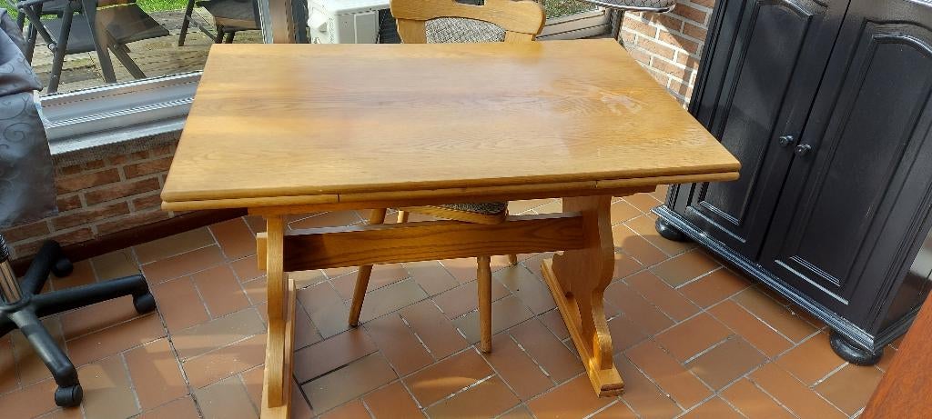 UITSCHUIFBARE TAFEL MET TWEE STOELEN TE KOOP, Maison & Meubles, Tables | Tables à manger, 150 à 200 cm, Enlèvement, Utilisé, 50 à 100 cm