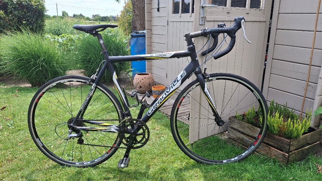 Koersfiets zwart, Fietsen en Brommers, Fietsen | Racefietsen, Gebruikt, Heren, 53 tot 57 cm, Ophalen