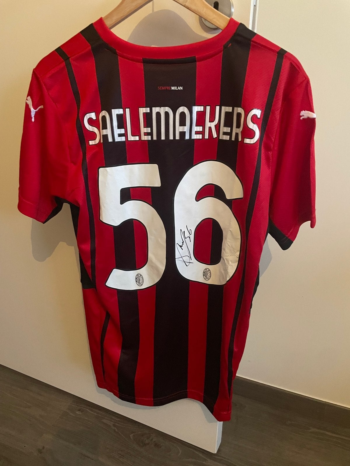 Gesigneerde voetbalshirts, Verzamelen, Ophalen