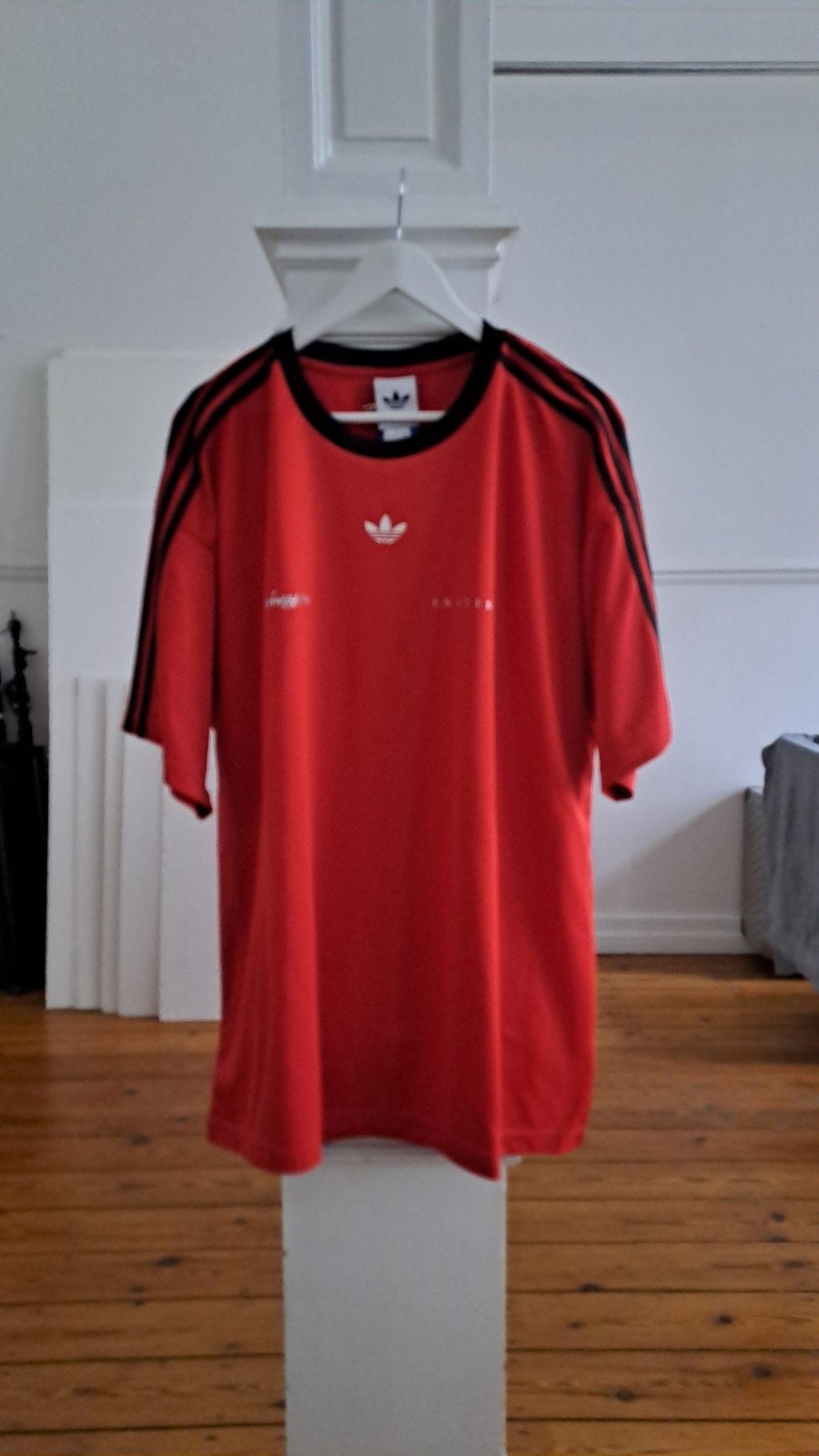 T shirt Adidas edition spéciale Angèle Instinct, Kleding | Dames, Ophalen of Verzenden, Nieuw