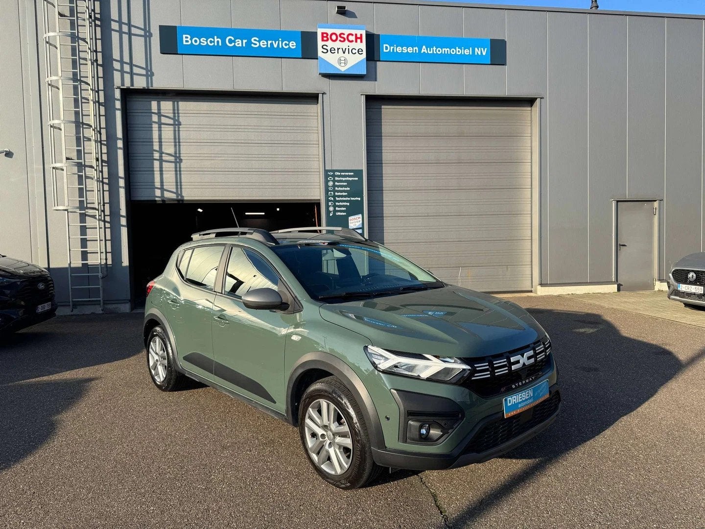 Dacia SANDERO Stepway Sandero 1.0 TCe/Navi/Camera/Carplay/1j, https://public.car-pass.be/vhr/4f1163ae-ef95-4e08-9761-bd5c2e2b6717
