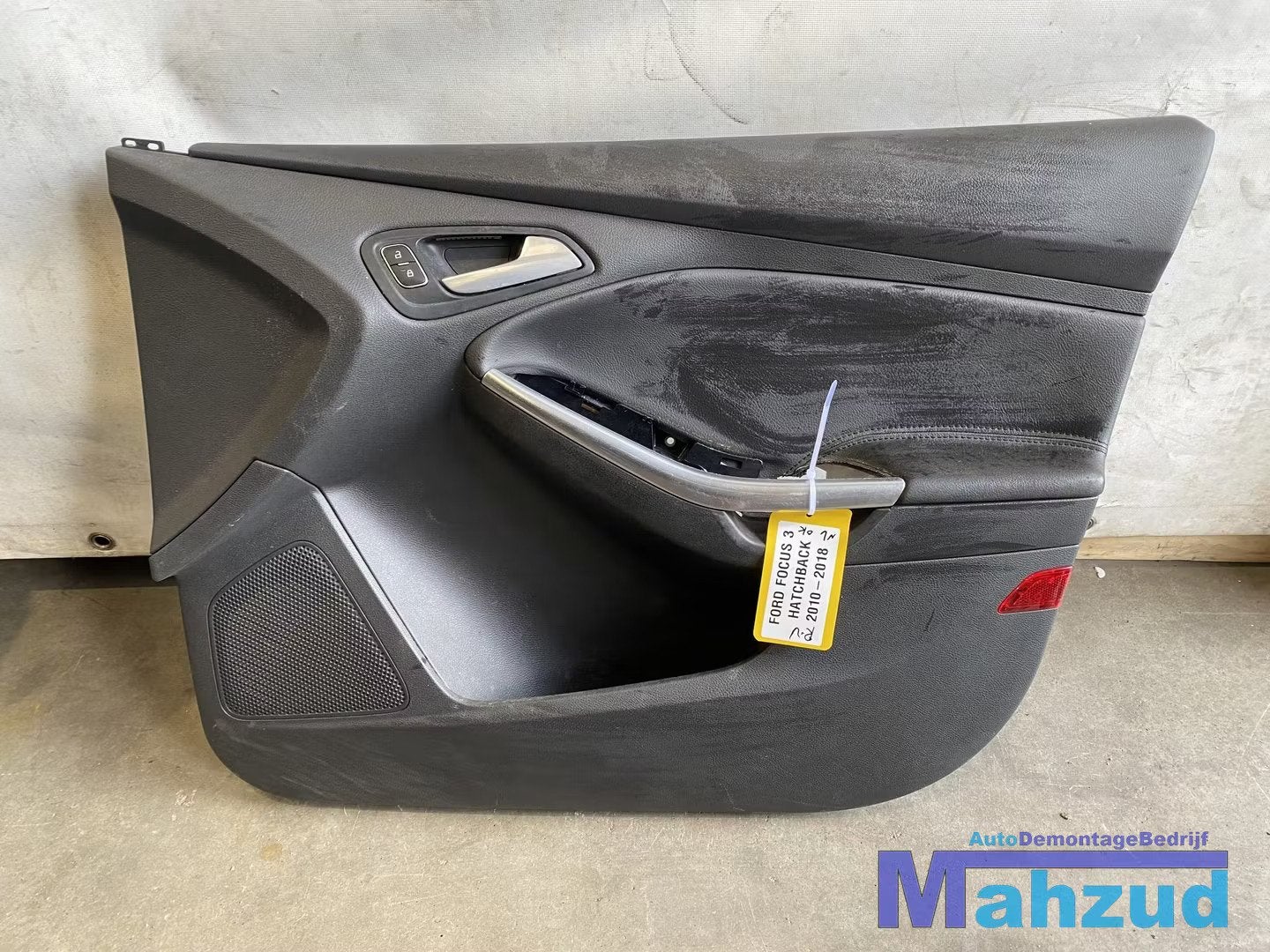FORD FOCUS 3 Wit rechts voor deurpaneel 2010-2018, Gebruikt, Info@ford.com, Ford, Ford Motor Company
