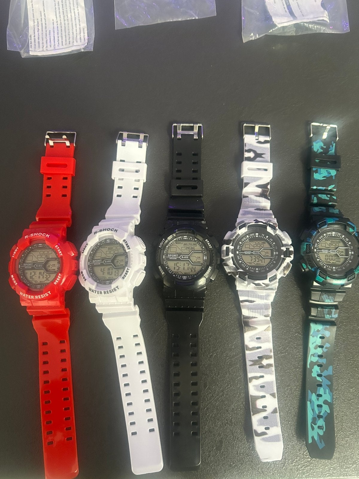 Montre sportive, Enlèvement ou Envoi, Comme neuf