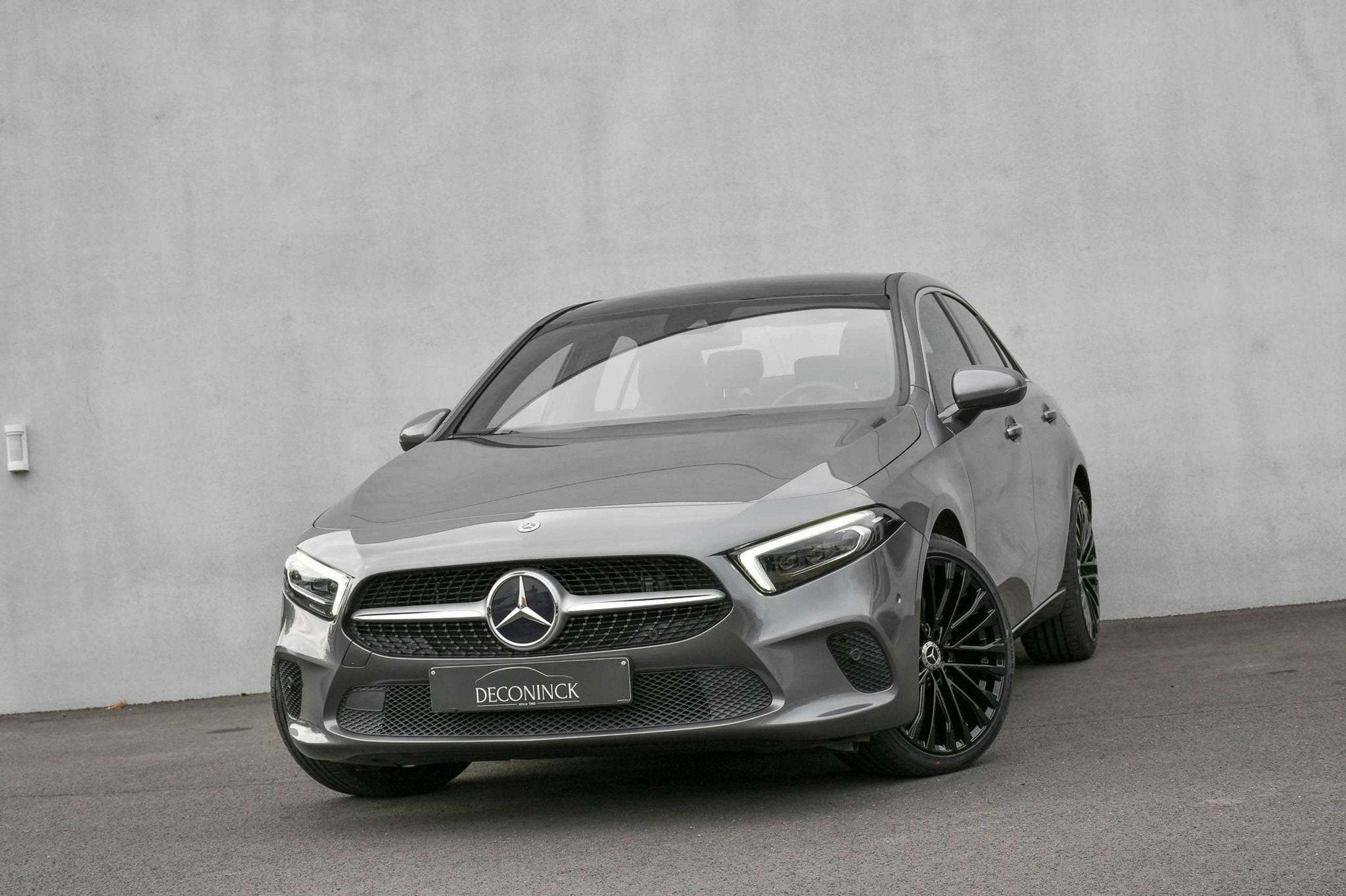 Mercedes-Benz A-Klasse 250 A 250 e PHEV *SEDAN*CAMERA*PANO*O, Autos : Divers, Mercedes-Benz, Berline, Automatique, Essence