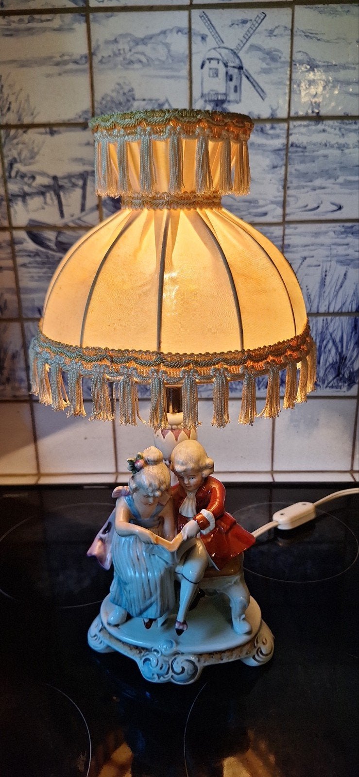 Vintage Porseleinen Tafellamp Rococo Stijl Hofpaar, Antiquités & Art, Enlèvement