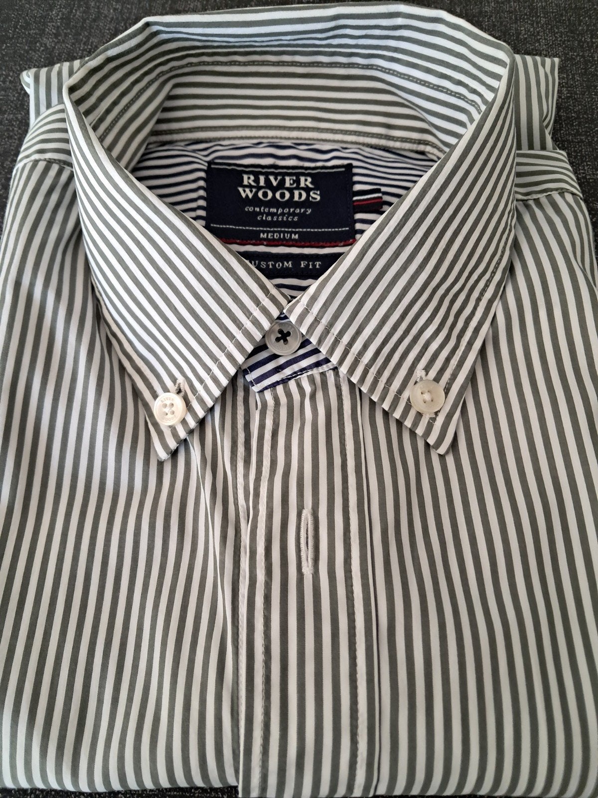 Chemise rayée pour homme, taille moyenne/coupe personnalisée, Vêtements | Hommes, Tour de cou 39/40 (M), Enlèvement ou Envoi, Comme neuf