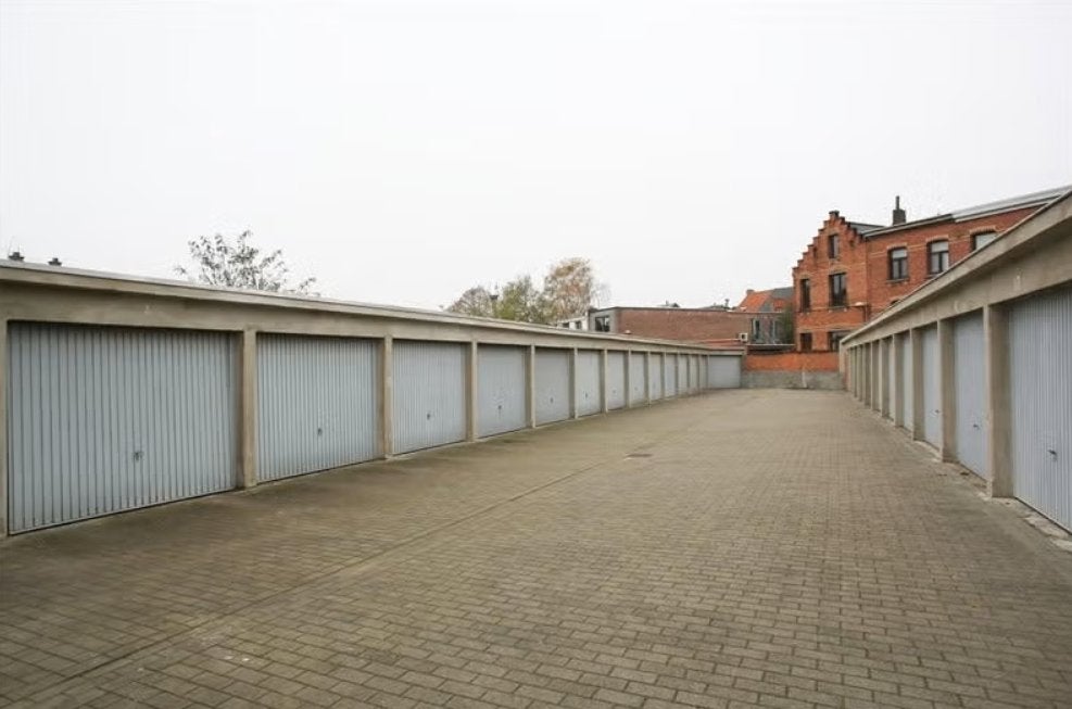 Garage te huur Guido Gezellelaan Mortsel
