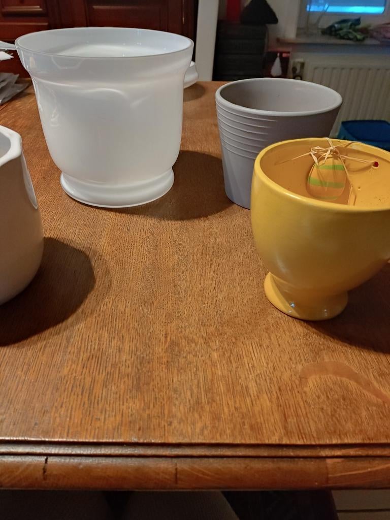Bloempotten 4 stuks voor 5€, Ophalen of Verzenden