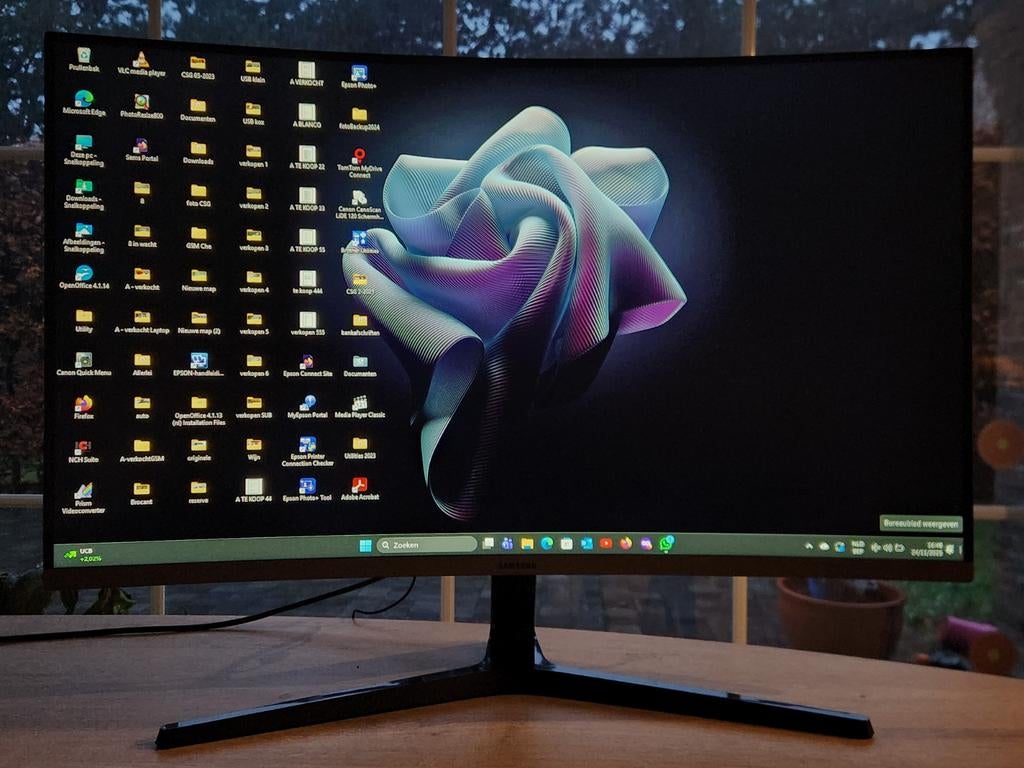 XXL 32inch Samsung monitor, Computers en Software, Ophalen, HDMI, LED