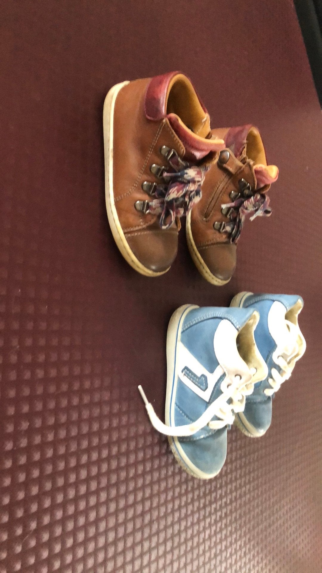 Kinder schoenen mt 23, Ophalen, Zo goed als nieuw, Schoenen