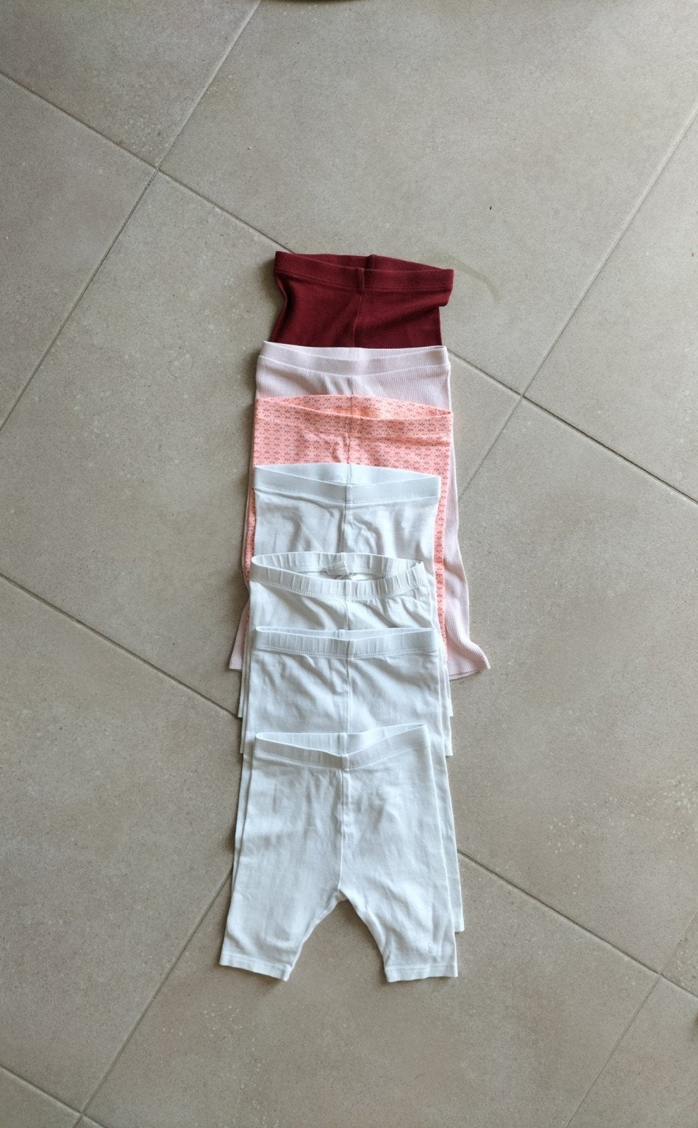 leggings pour bébés de 71 à 74 cm, Enfants & Bébés, Vêtements de bébé | Taille 74, Pantalon, Enlèvement ou Envoi, Comme neuf, Obaibi