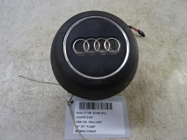 AIRBAG VOLANT Audi TT (FV3 / FVP) (8S0880201A), Mevr. I. Hauben, Audi, Utilisé, Rue de l'Espoir 34 34
4030  GRIVEGNÉE, BE