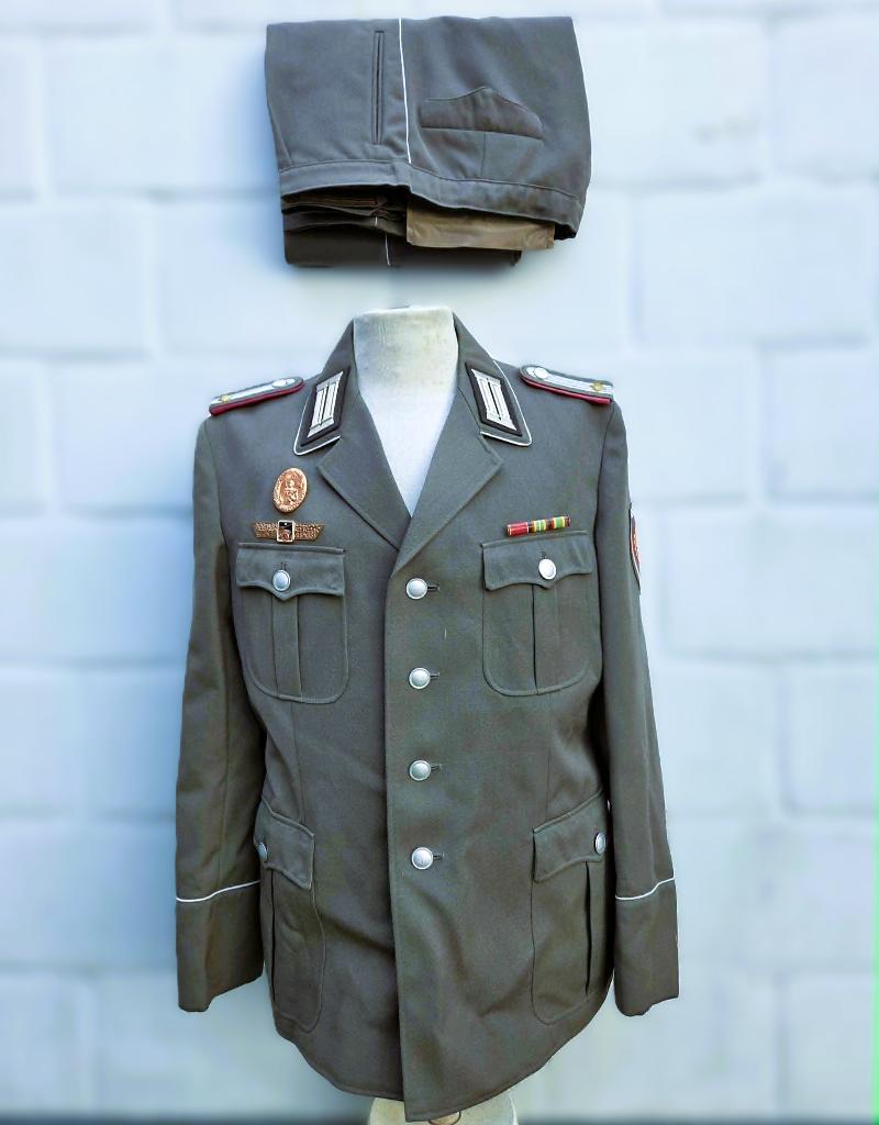 DDR/NVA Panzer uniform., Verzamelen, Militaria | Algemeen, Ophalen of Verzenden
