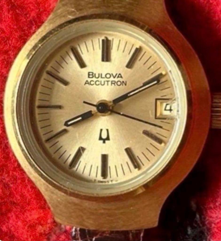 Montre ancienne Bulova Accutron, Ophalen, Bulova