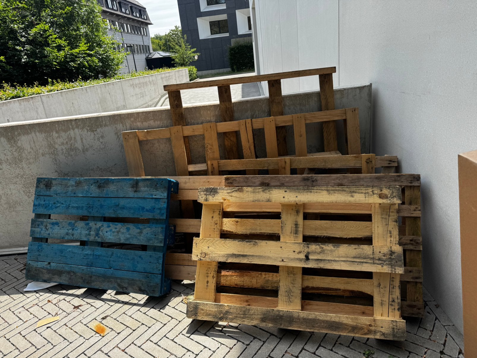 Gratis Palletten, Ophalen, Zo goed als nieuw