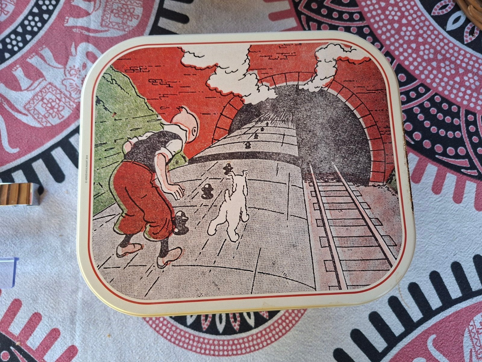 boite métal Tintin, Collections, Boîte en métal, Enlèvement ou Envoi