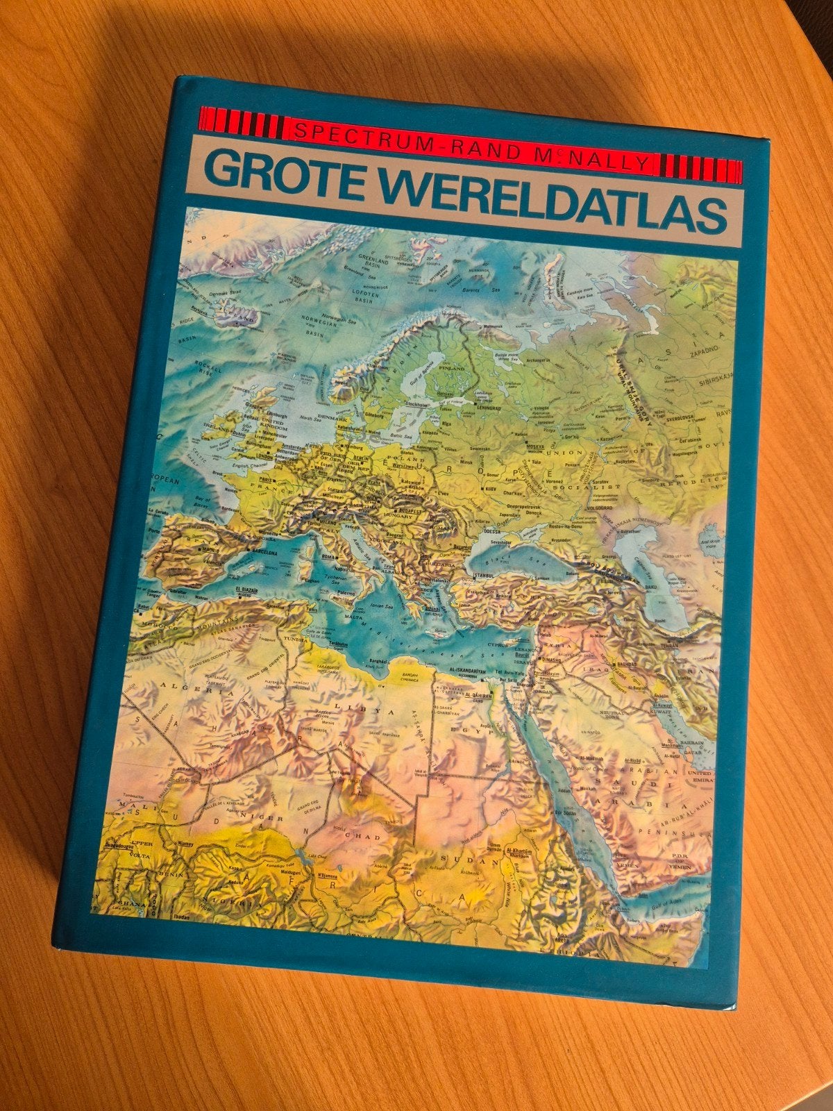 spectrum grote wereldatlas, Ophalen, Wereld