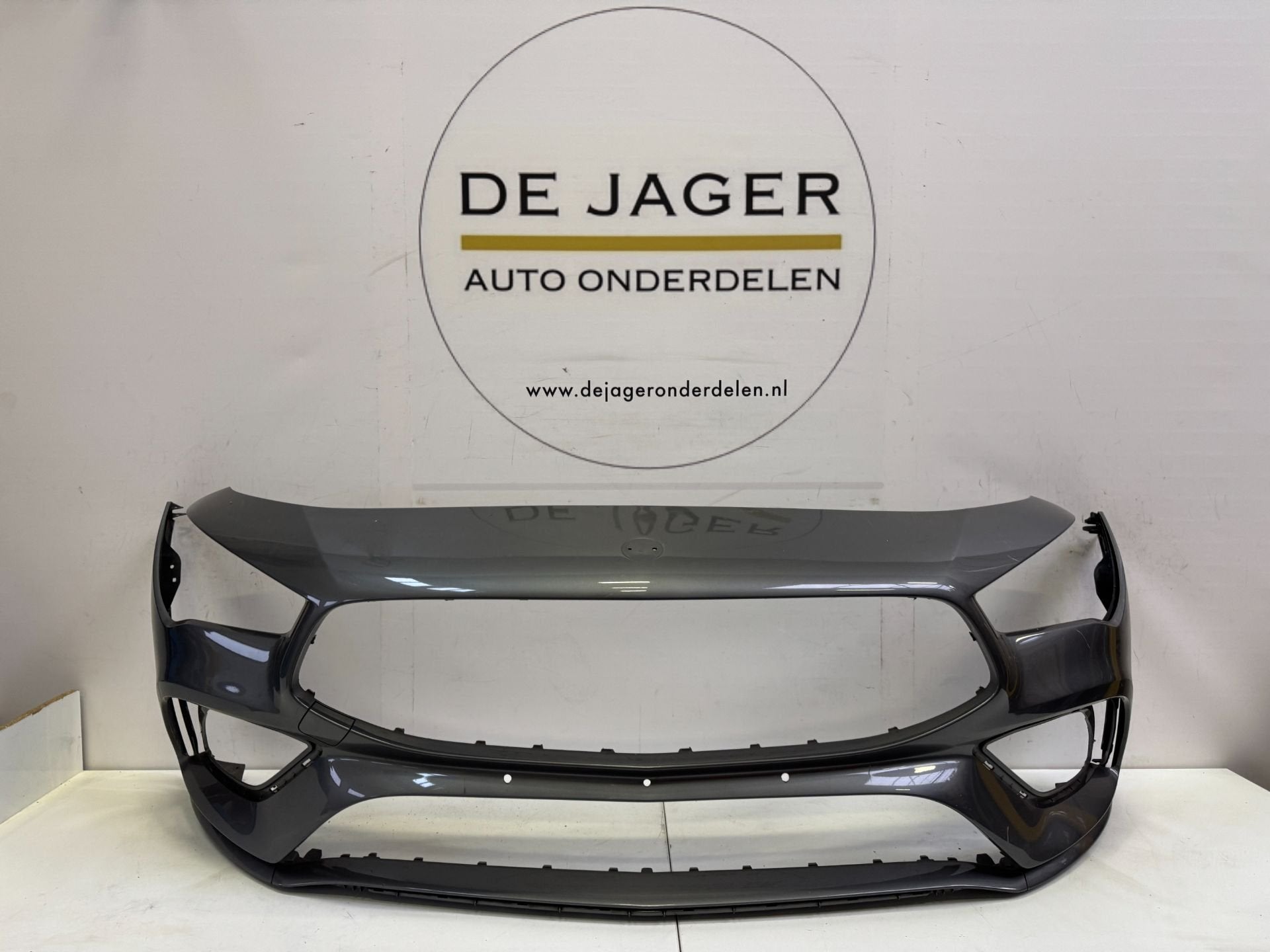 PARE-CHOC AVANT MERCEDES W118 CLA AMG A1188853901, Mercedes-Benz AG, Pare-chocs, Mercedes-Benz, Utilisé