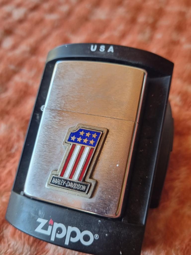 Zippo Harley Davidson "Number 3D" 1992, Verzamelen, Verzenden, Zo goed als nieuw, Aansteker