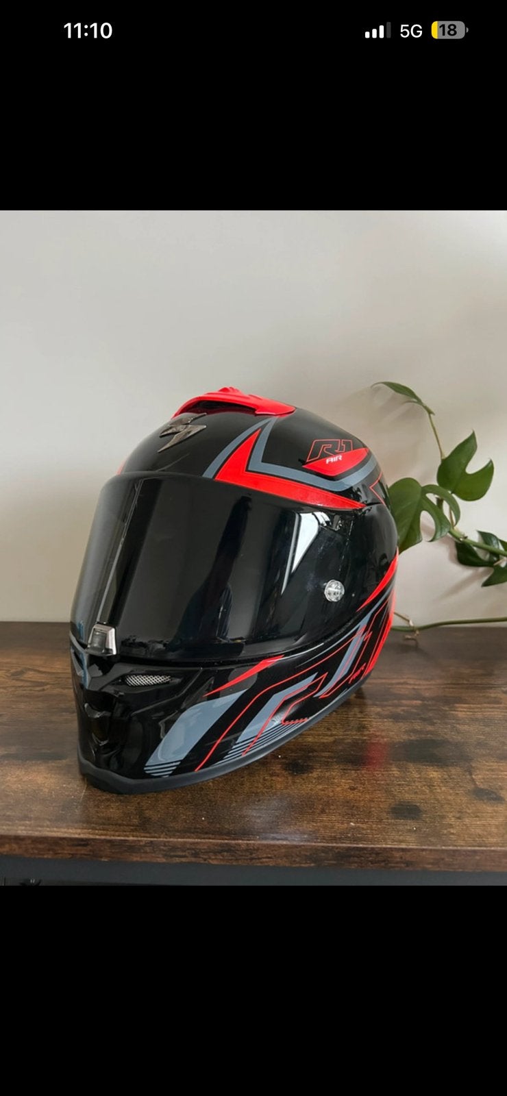 Scorpion exo-R1 AIR, Motos, Enlèvement