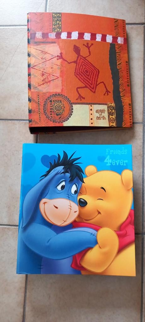 Classeurs Winnie l'ourson et L'Esprit de la Terre, Enlèvement ou Envoi, Neuf