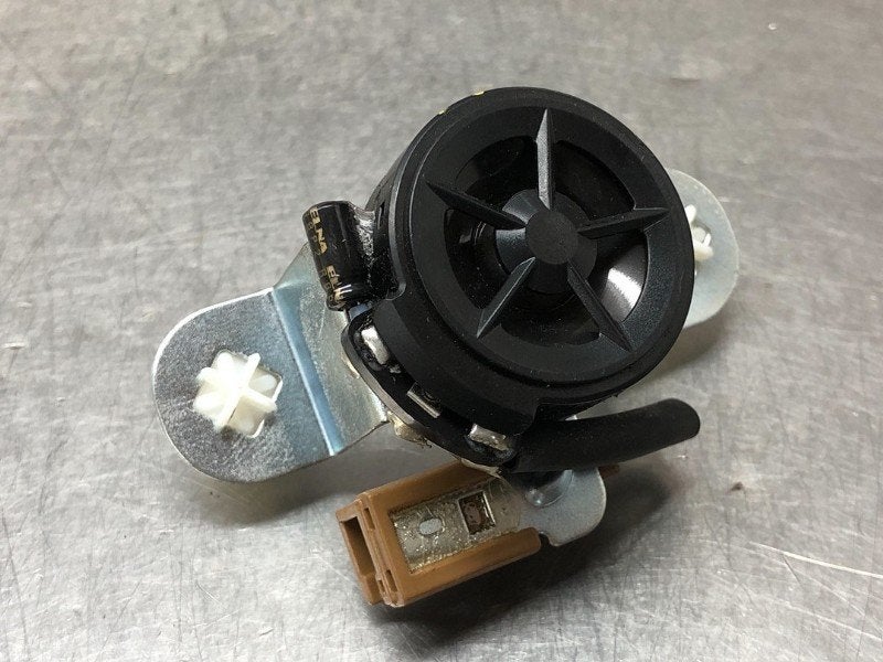 LUIDSPREKER Nissan Juke (F15) (01-2010/12-2019) (|G412205B|), Gebruikt, Germany@nissan-services.eu, Kronenweg 38
50389  Wesseling, DE