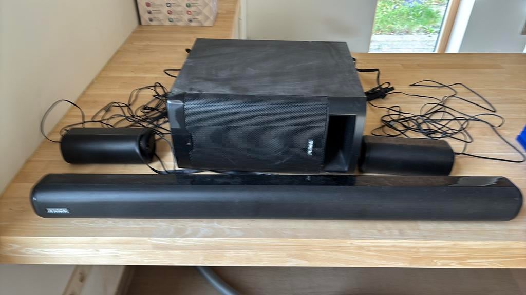 Hyundai sound bar, Audio, Tv en Foto, Ophalen, Zo goed als nieuw