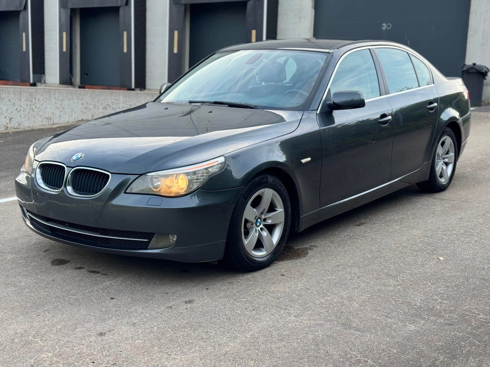 BMW 520d/Facelift ! /APPROUVÉ POUR LA VENTE !, Cuir, Boîte manuelle, Entretenue par le concessionnaire, Noir