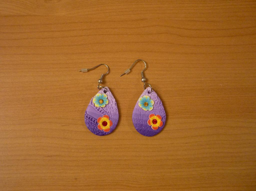 Paarse druppel oorbellen met 2 geel oranje turquoise bloemen, Handtassen en Accessoires, Oorbellen, Ophalen of Verzenden, Paars