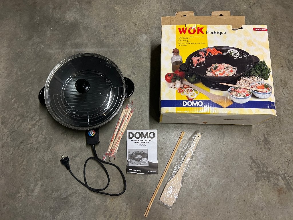 Domo wok set, model DO8500W, Ophalen, Zo goed als nieuw, Elektrisch, Fondueset