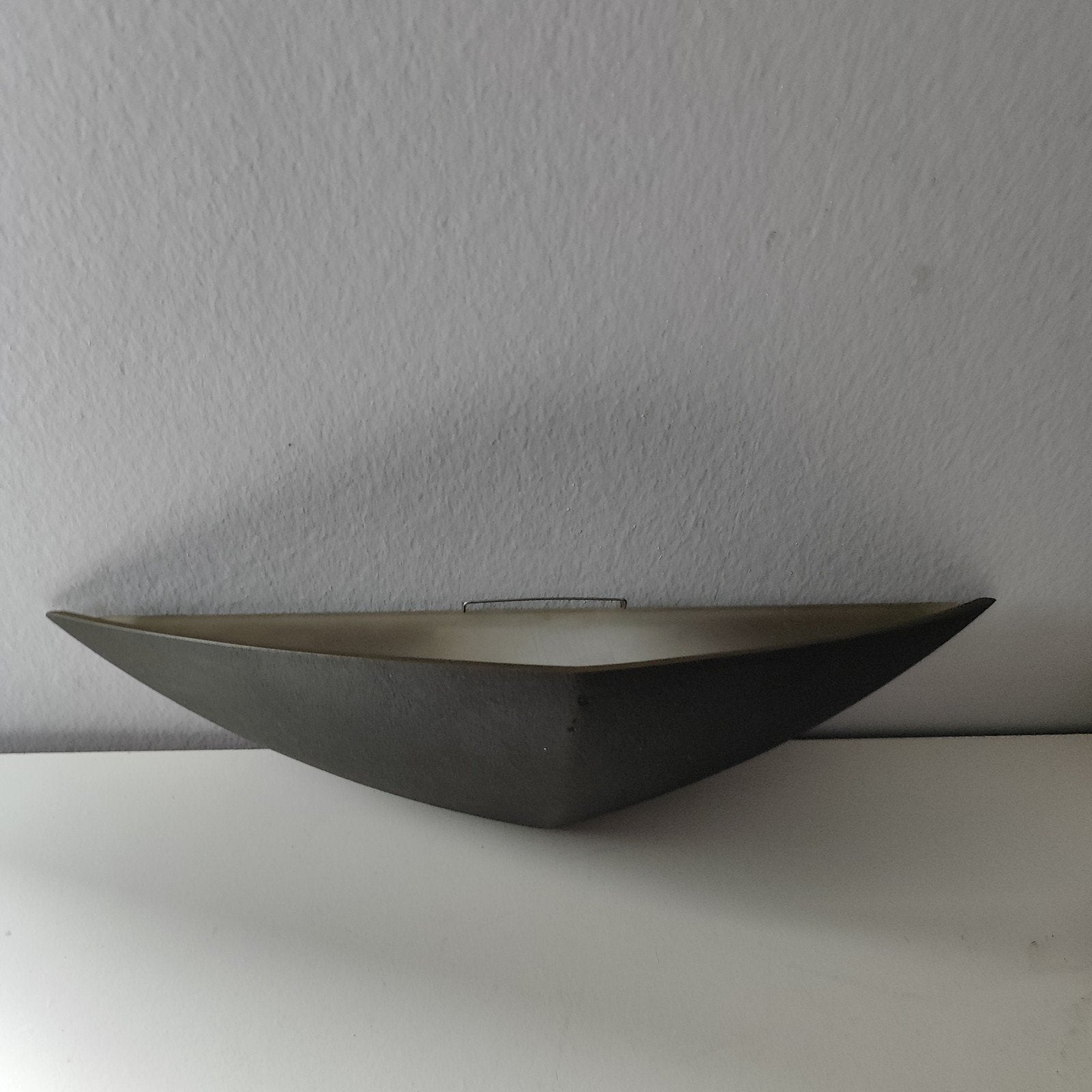 bronzen muurlamp Thobias Grau, Enlèvement