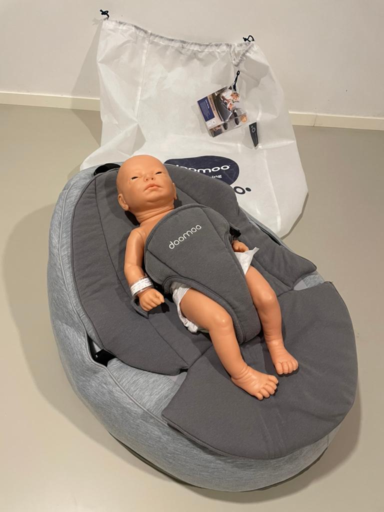 Siège pour bébé et coussin relaxant Doomoo avec support, Neuf, Autres marques, Avec ceinture(s), Enlèvement