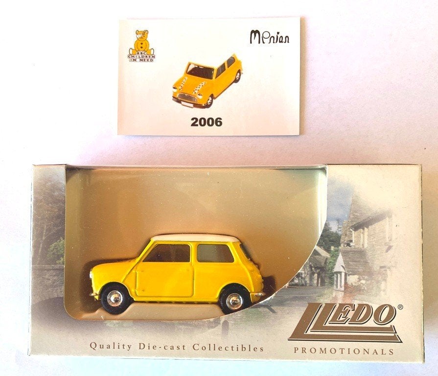 Mini Cooper Pudsey bear BBC children in need Minian., Hobby en Vrije tijd, Modelauto's | 1:43, Ophalen of Verzenden, Zo goed als nieuw