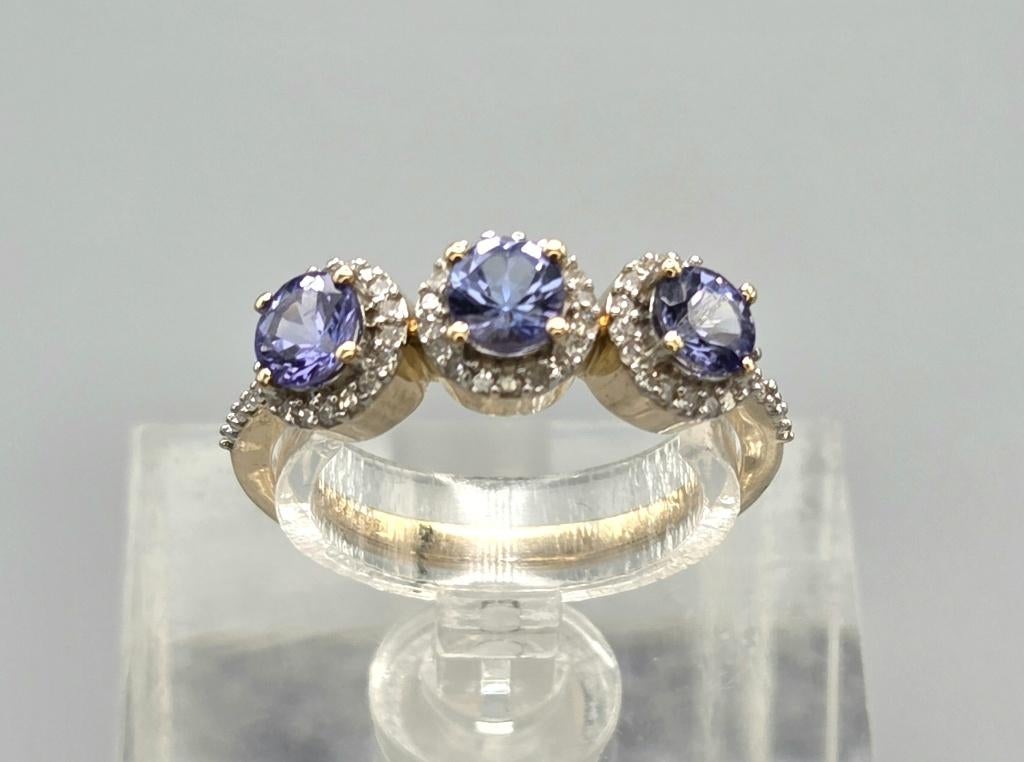 Gouden Vintage ring edelsteen tanzaniet en diamant. 2026/256, Paars, Ophalen of Verzenden, Zo goed als nieuw, 17 tot 18