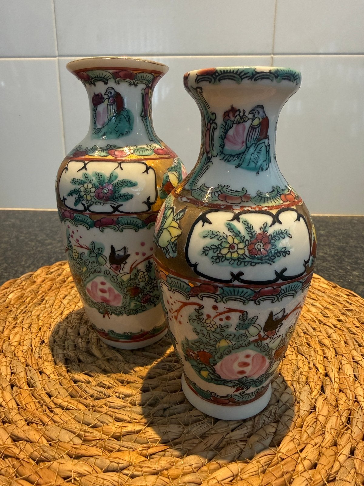 Chinese vaasjes, Ophalen