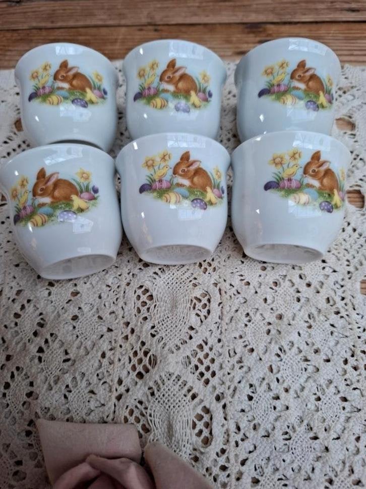 6 Eierdopjes, konijntje, narcissen, kuikentjes PASEN, Diversen, -, -, Ophalen of Verzenden, Zo goed als nieuw