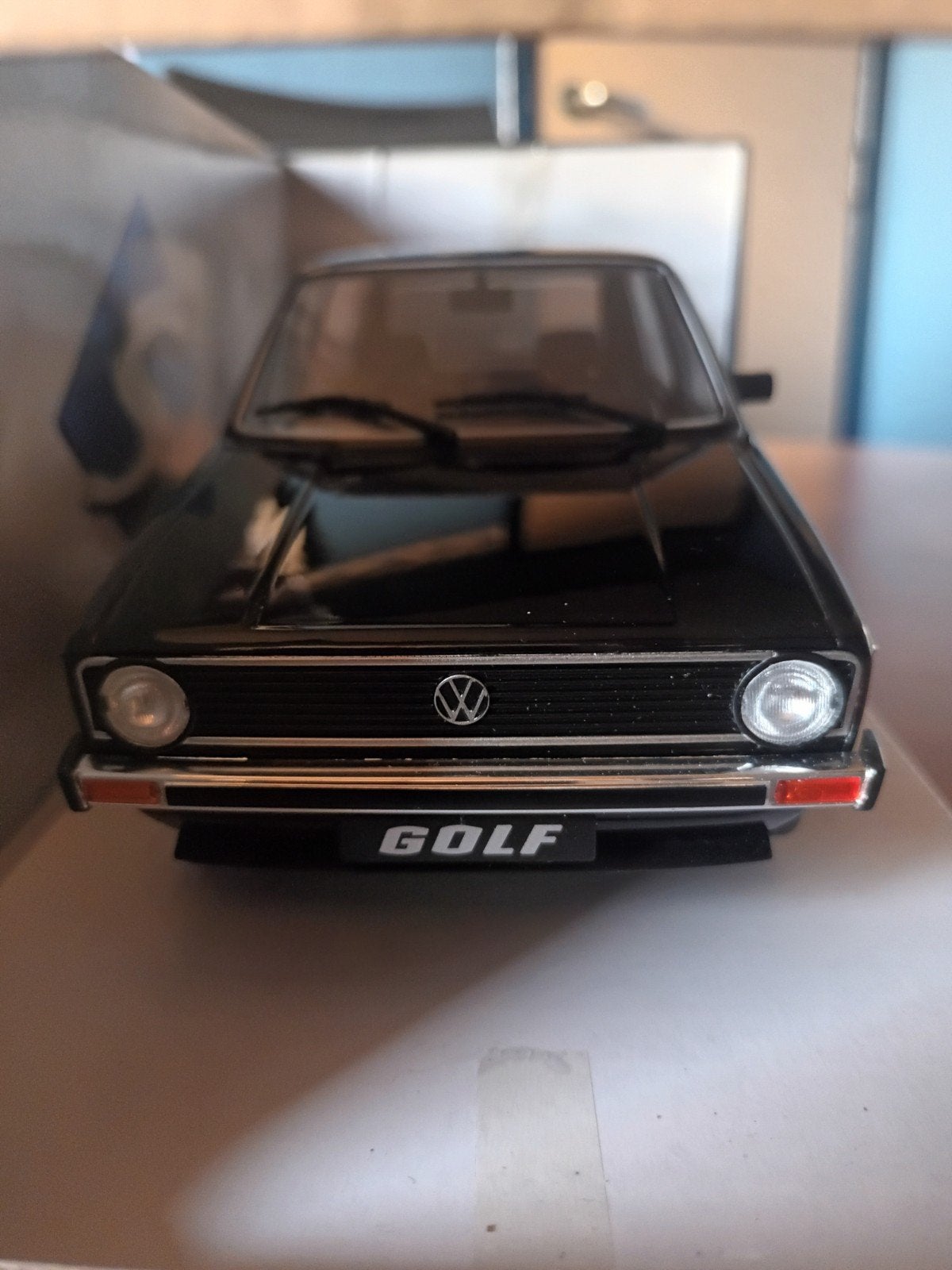 schaalmodel vw golf 1, schaal 1/18 met originele verpakking., Hobby & Loisirs créatifs, Voitures miniatures | 1:18, Enlèvement ou Envoi
