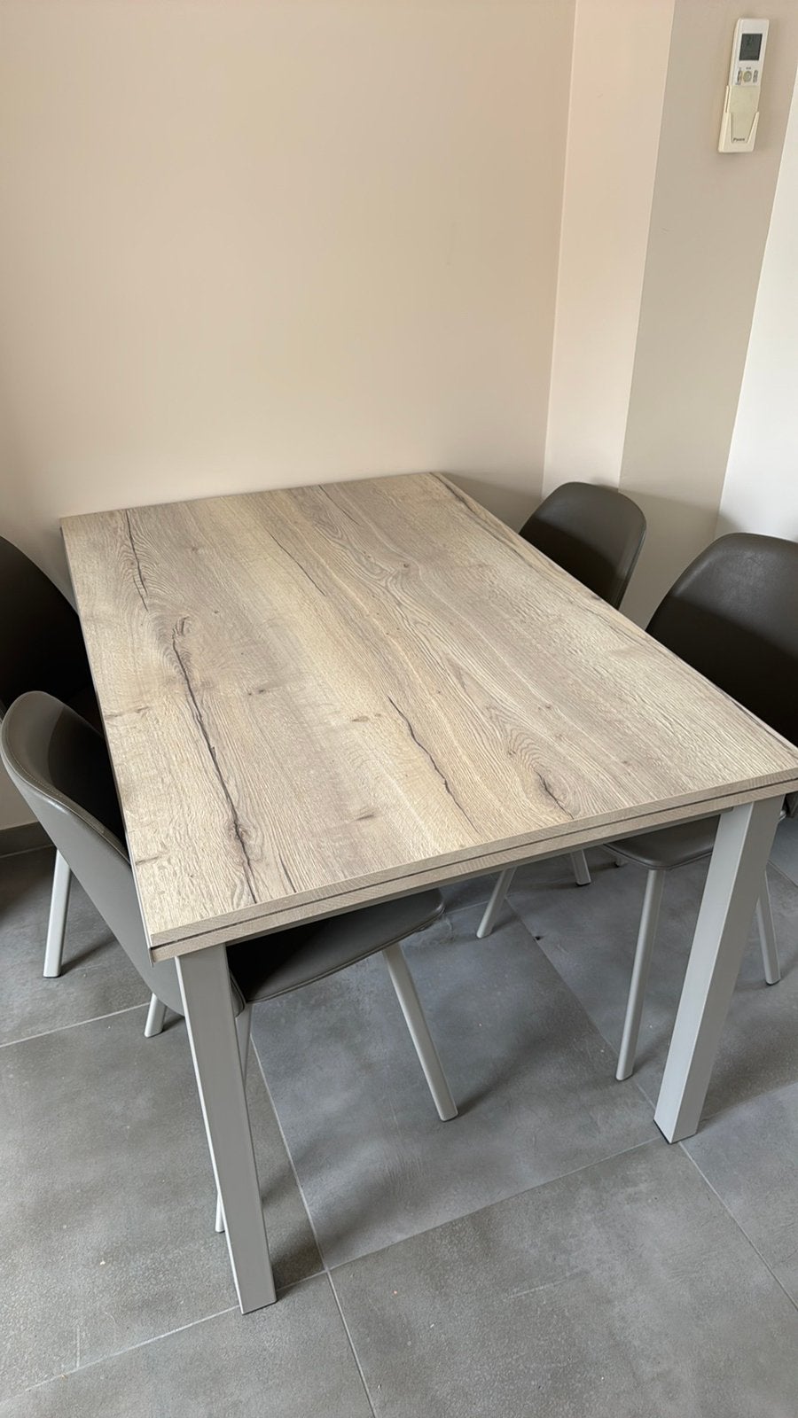 Ensemble de salle à manger - table et 4 chaises, Maison & Meubles, Enlèvement, Comme neuf