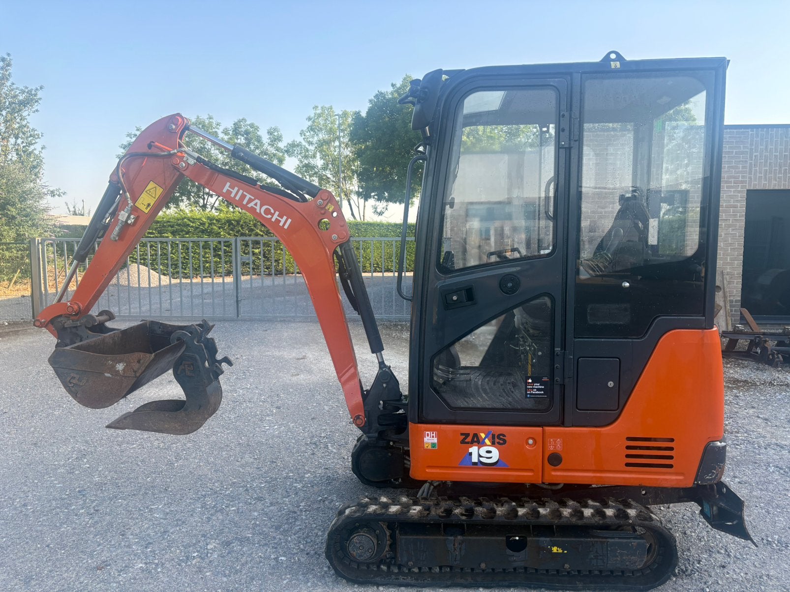 Hitachi zx 19-6, Zakelijke goederen, Machines en Bouw | Kranen en Graafmachines, Ophalen, Graafmachine