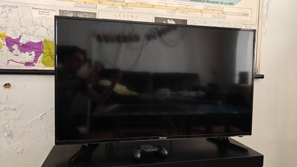 Hisense LED Full HD TV 40" + chromecast, Audio, Tv en Foto, Televisies, LED, Zo goed als nieuw, 100 cm of meer, Full HD (1080p)