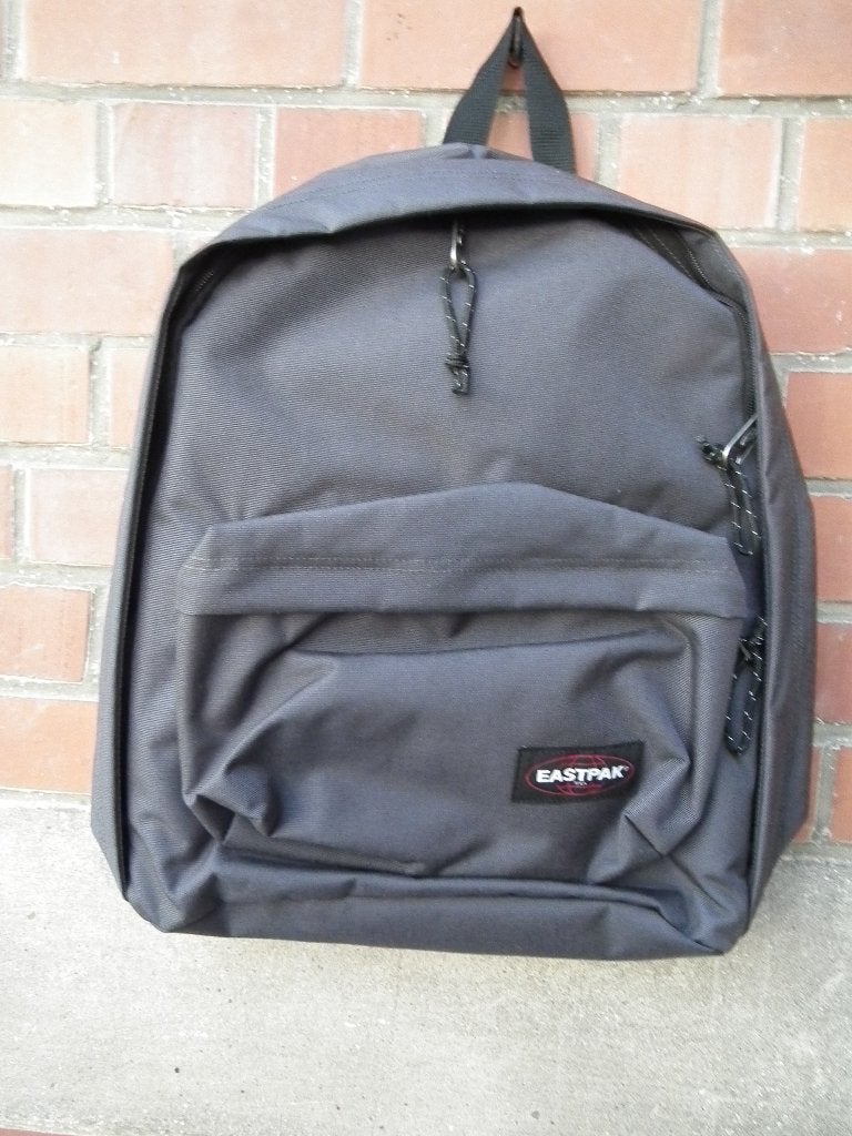 Eastpak rugzak (nieuw met labels) 27L, Handtassen en Accessoires, Tassen | Rugtassen, Verzenden, 25 tot 40 cm, Nieuw, Waterdicht