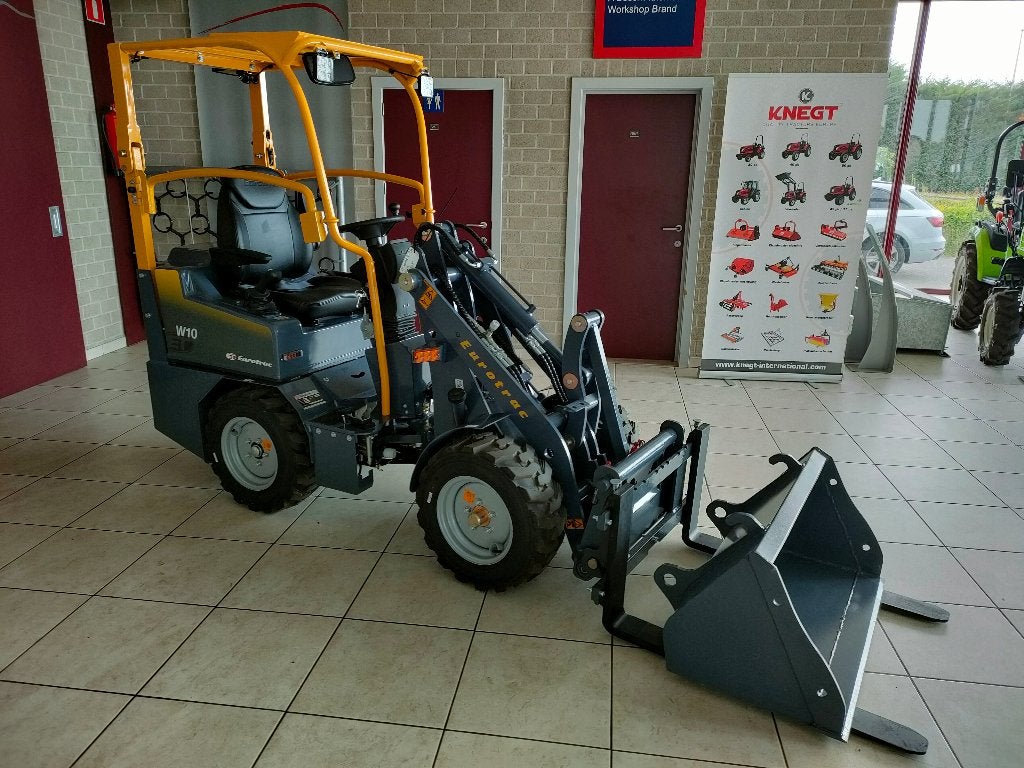 Eurotrac wiellader stockpromo's Nieuw, Ophalen, Wiellader of Shovel