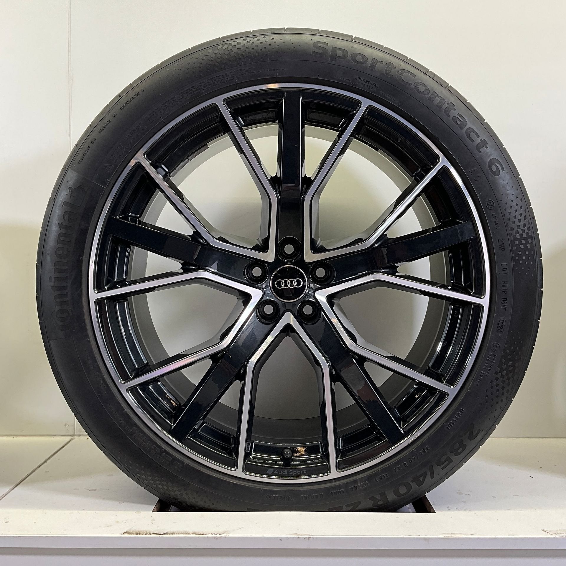 AUDI RSQ8 SQ8 Q8 SET VELGEN + ZOMERBANDEN 22 INCH, Gebruikt, -, 285 mm, -