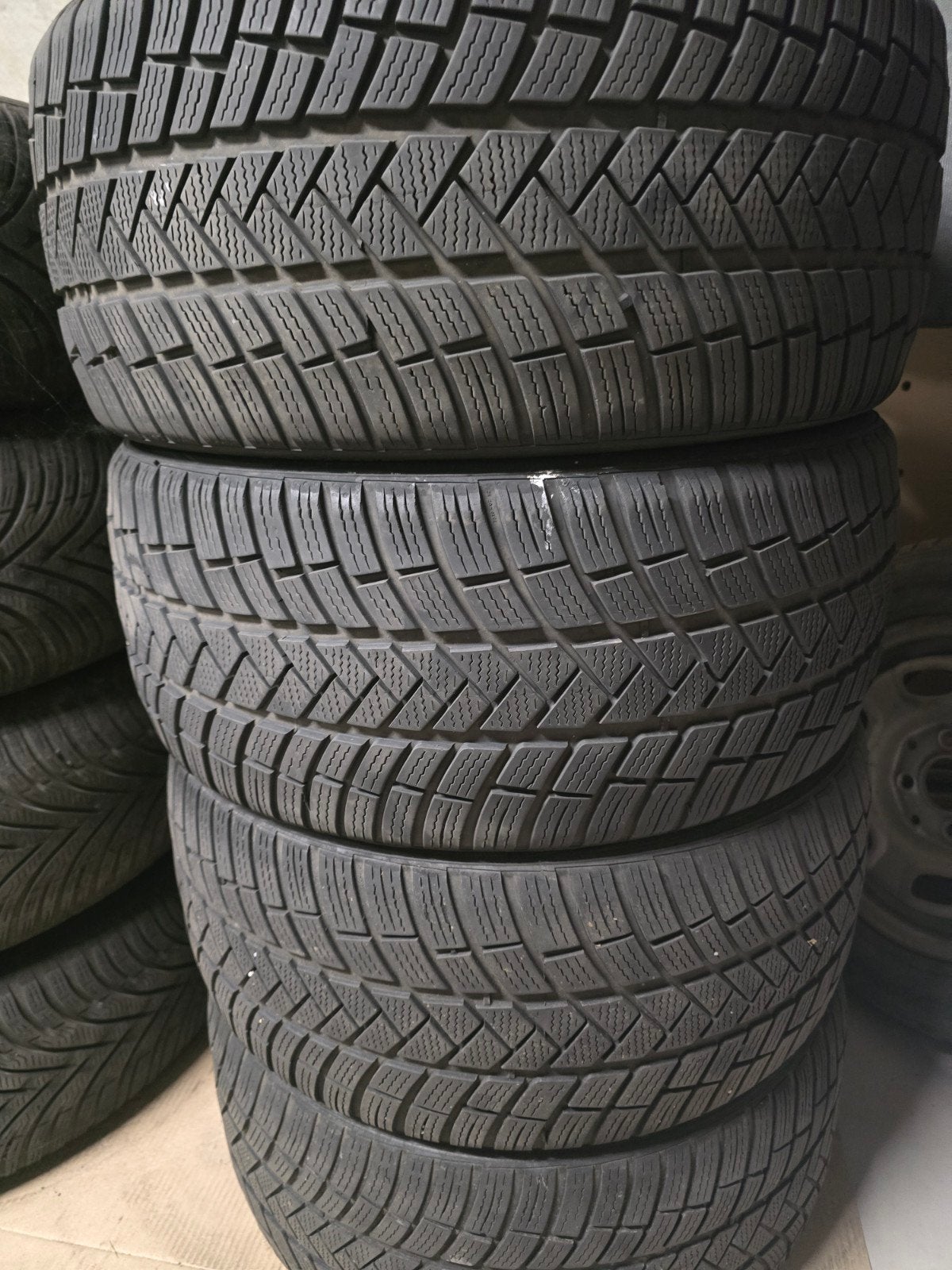 Pneus HIVER Vredestein 225/40 R18, Enlèvement, Pneus hiver, Pneu(s)