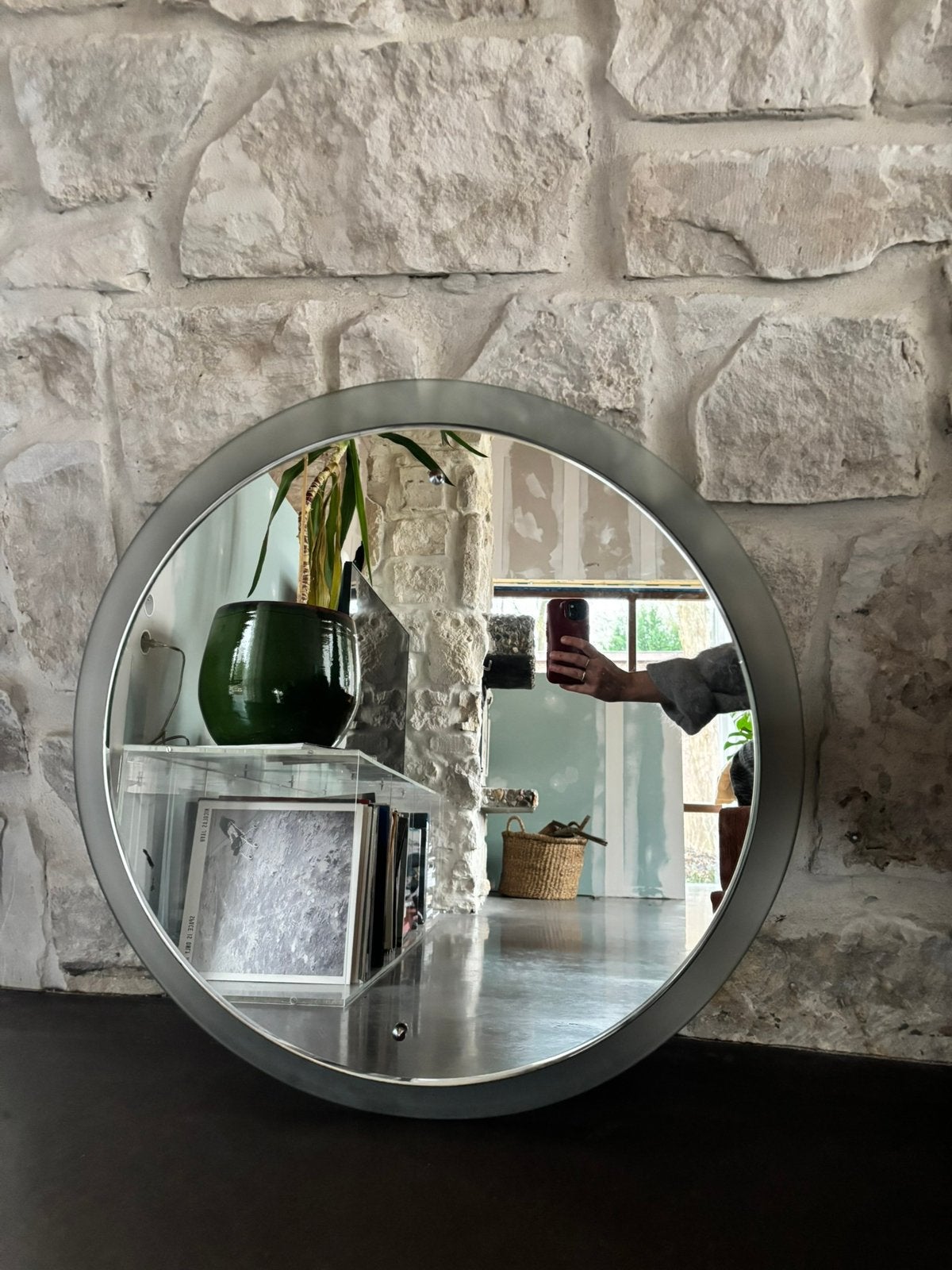 Miroir rond vintage en verre opale - Ø 69 cm - design rétro, Maison & Meubles, Moins de 100 cm, Rond, Enlèvement, Utilisé