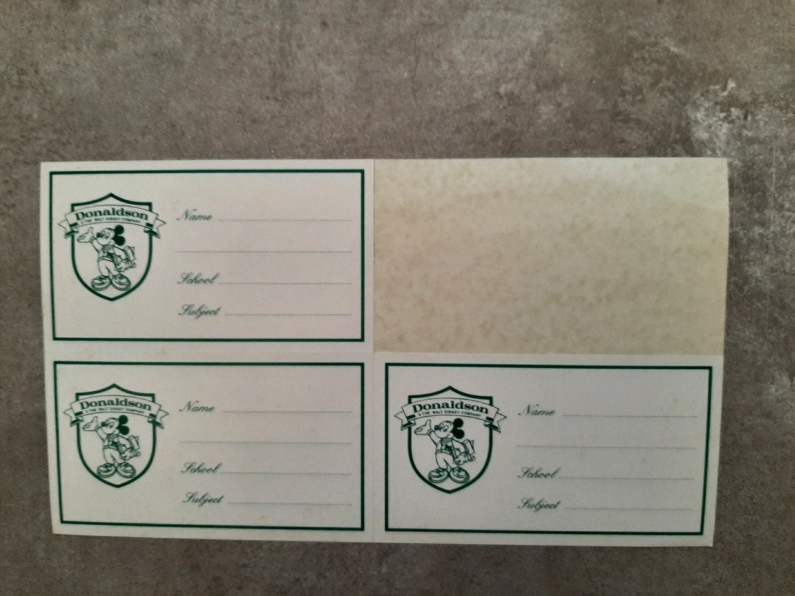 3 originele Donaldson etiketten, Ophalen