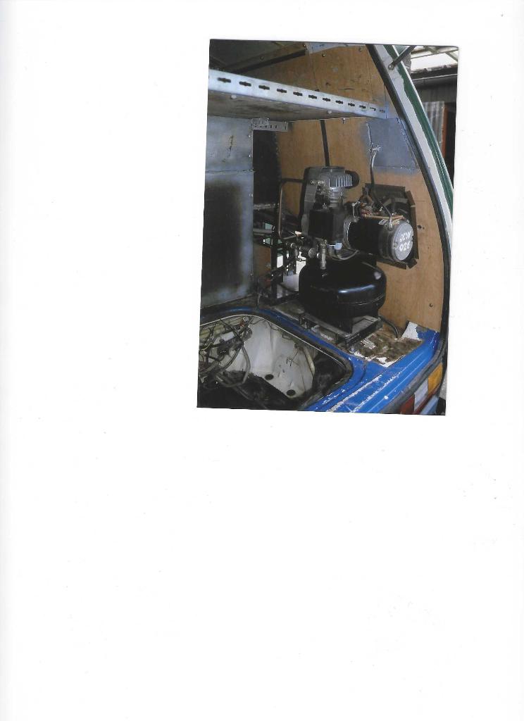 Luchtcompressor EMS 12V, Auto diversen, Autogereedschap, Gebruikt, Ophalen
