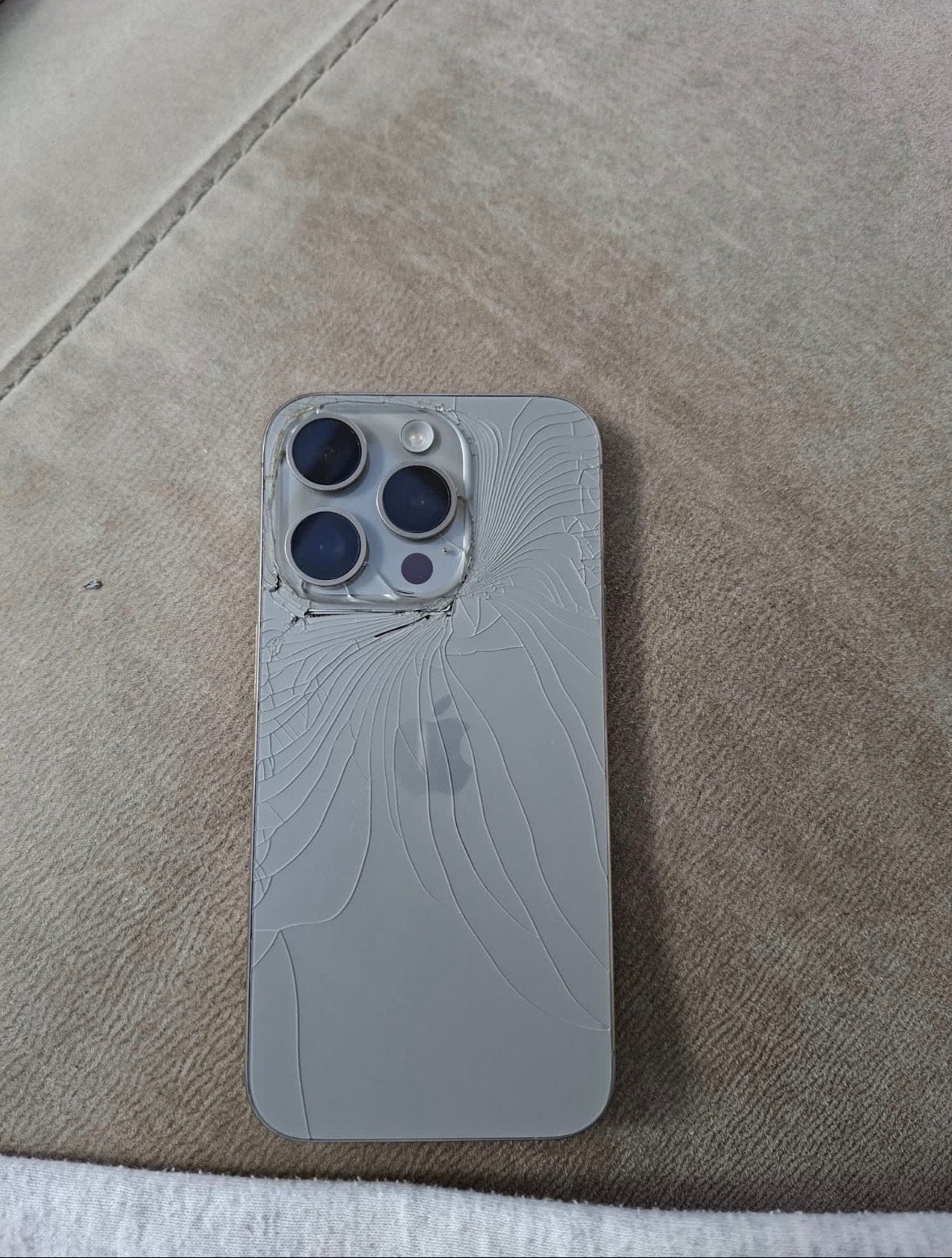 Iphone 15 pro, Ophalen, 128 GB, IPhone 15, Zo goed als nieuw